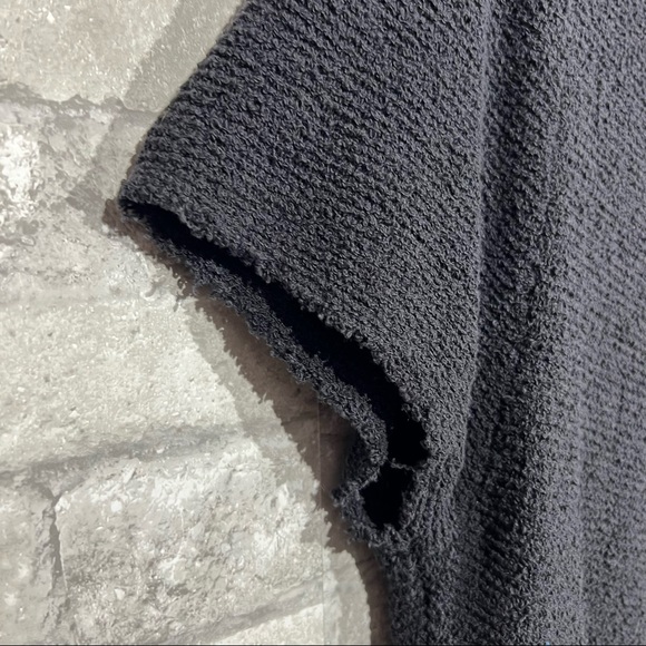 Free People Women's Medium Summer Romance Short Sleeve Sweater in Black Vneck - Picture 4 of 9